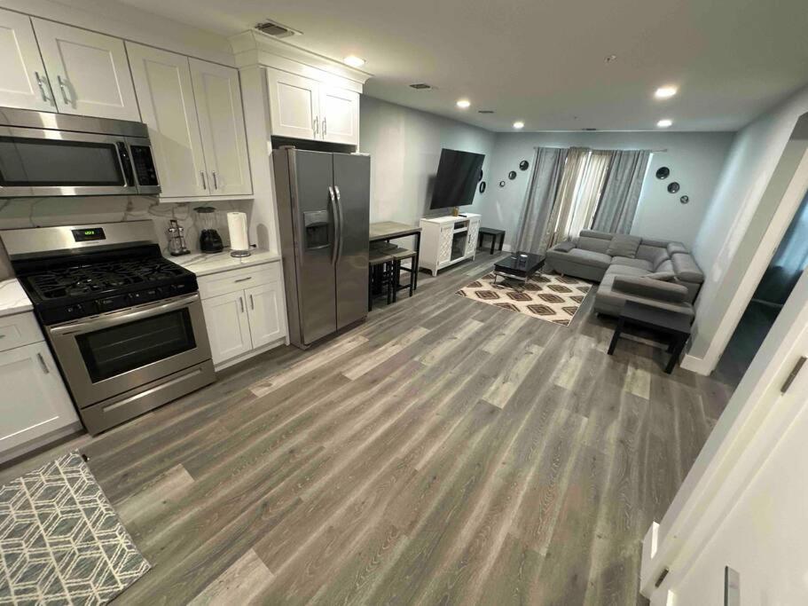 The Comfy Suite - 1Br With Free Parking Paterson Bagian luar foto
